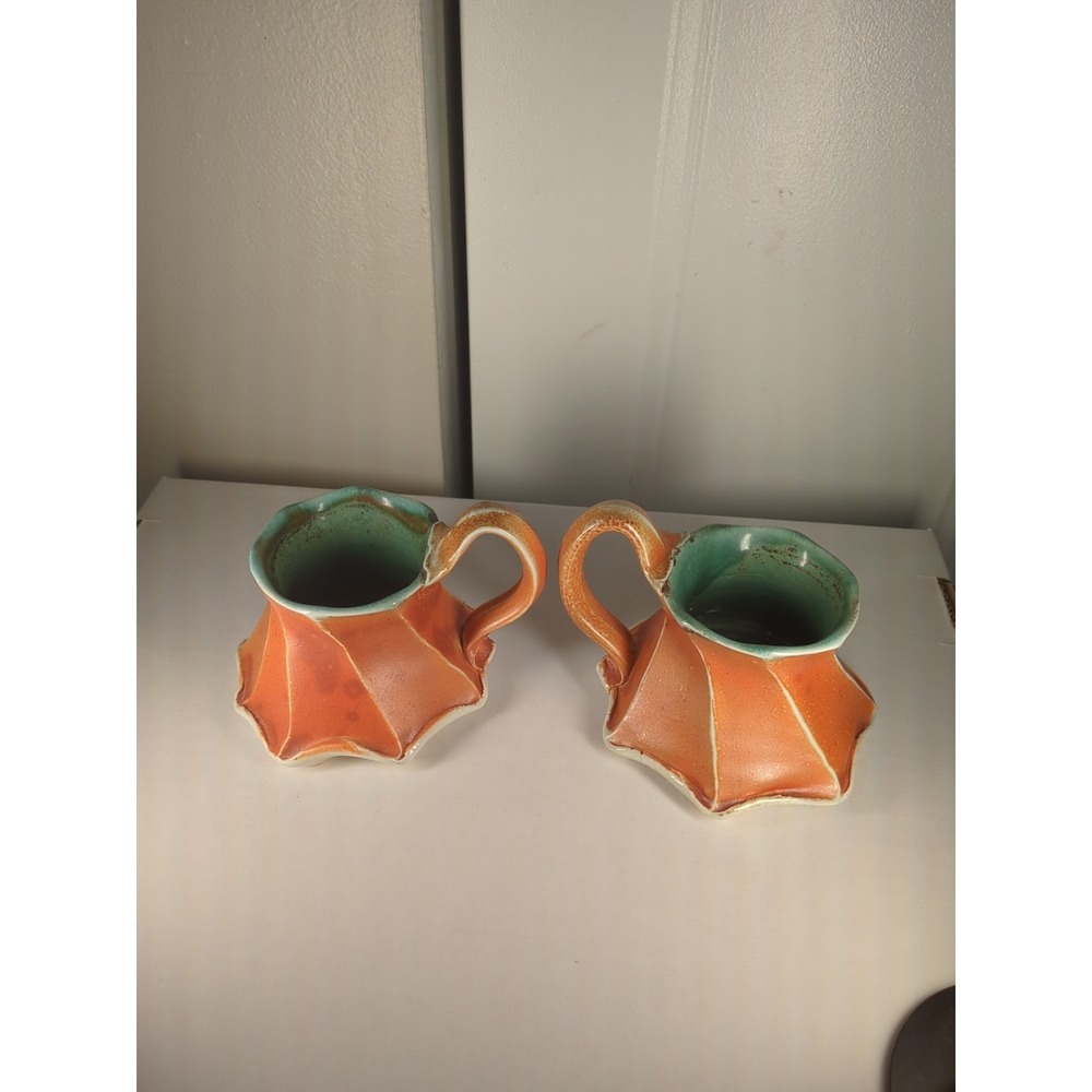 Gertrude Graham Smith Ceramic Orange Fluted Coffee/ tea Mugs Signed Pottery